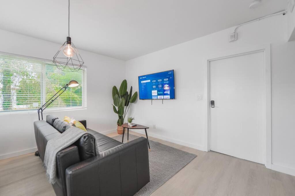 Beautiful Apt 2/2 Near The Beach Miami Exteriör bild