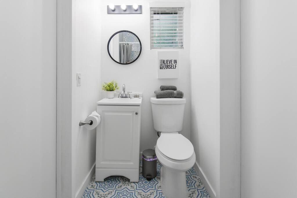 Beautiful Apt 2/2 Near The Beach Miami Exteriör bild