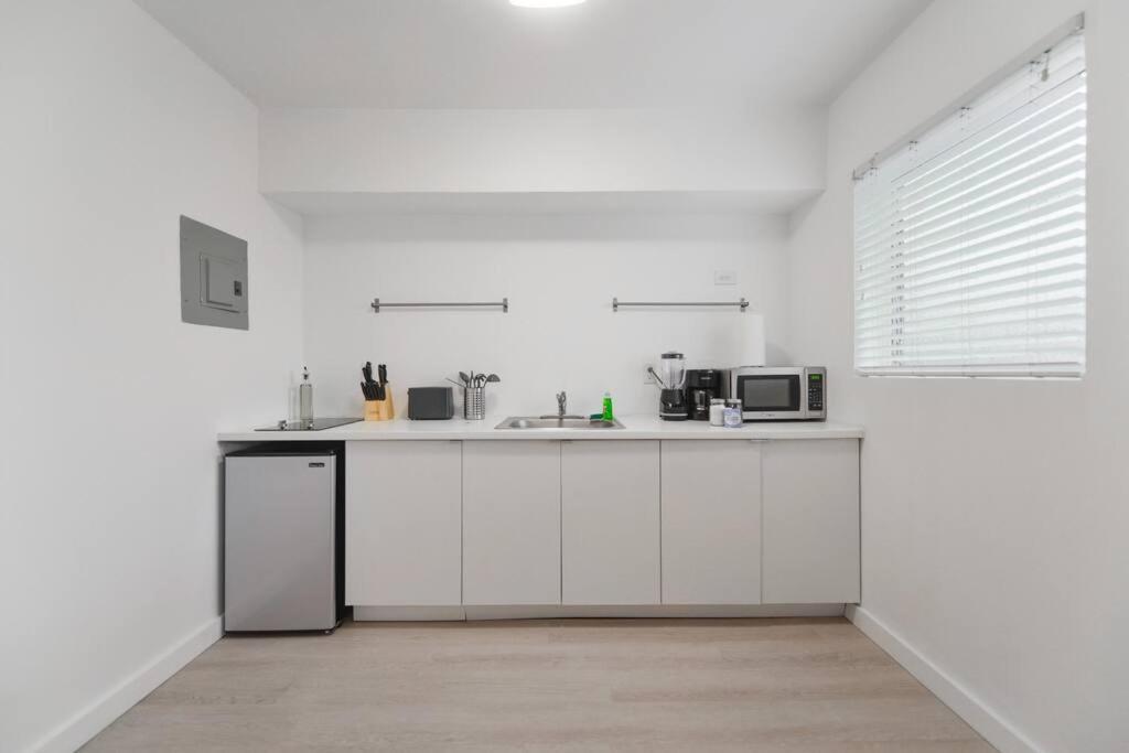 Beautiful Apt 2/2 Near The Beach Miami Exteriör bild